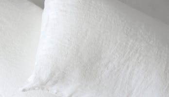 The Linen Pillowcase Pair in Queen, White