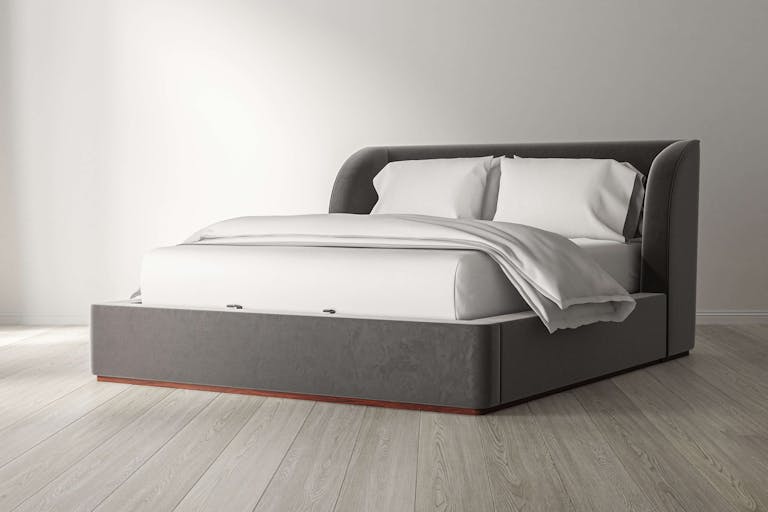 Cassis Storage Bed room closed