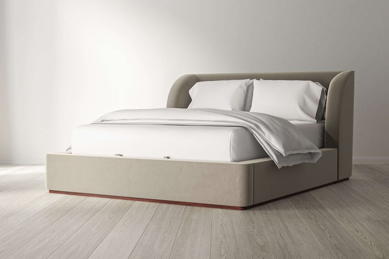 Cassis Storage Bed room closed