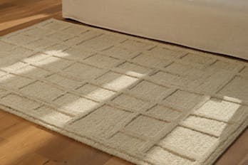 Vara Handcrafted Bedroom Rug